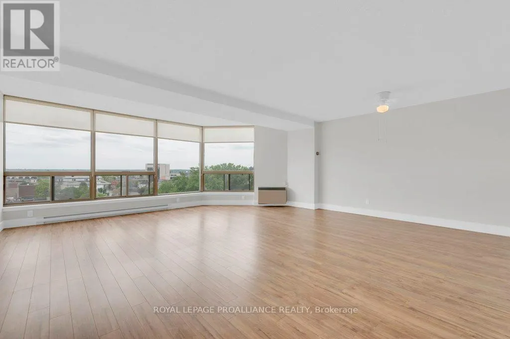 906 - 344 FRONT STREET, #906