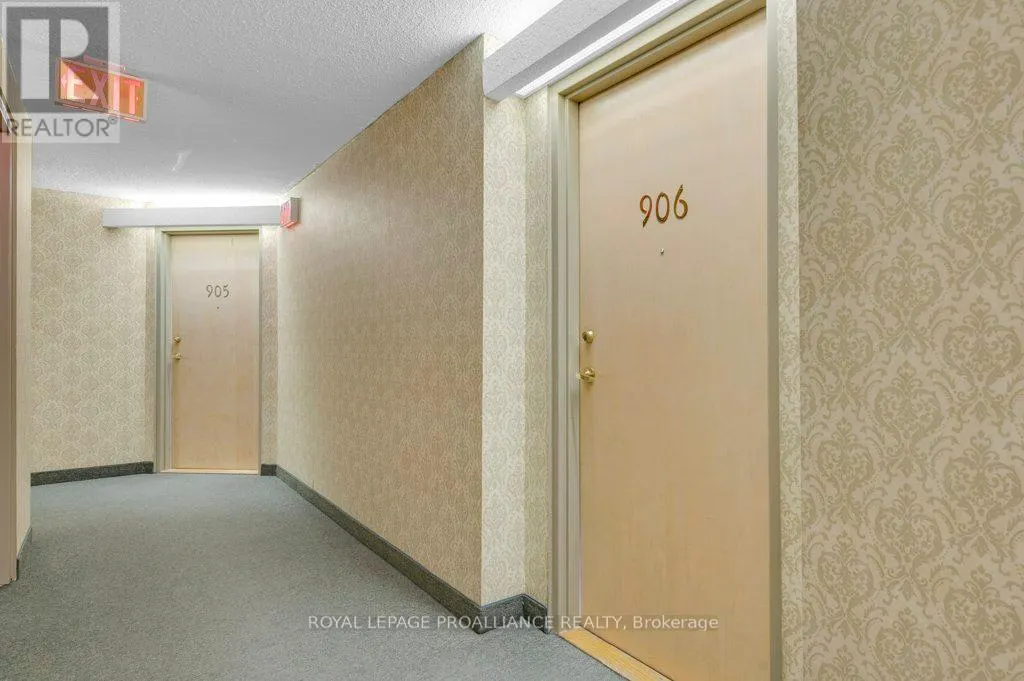 906 - 344 FRONT STREET, #906