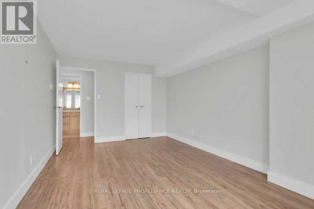 906 - 344 FRONT STREET, #906