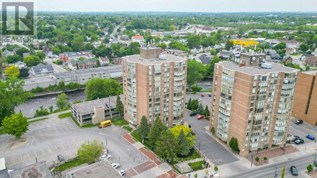 906 - 344 FRONT STREET, #906
