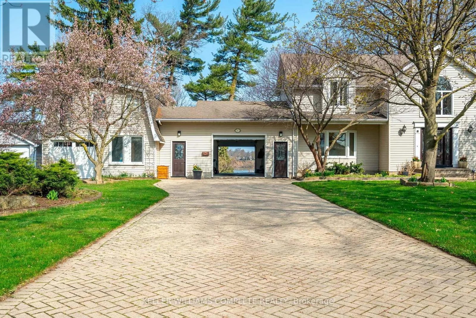50 HENLEY DRIVE