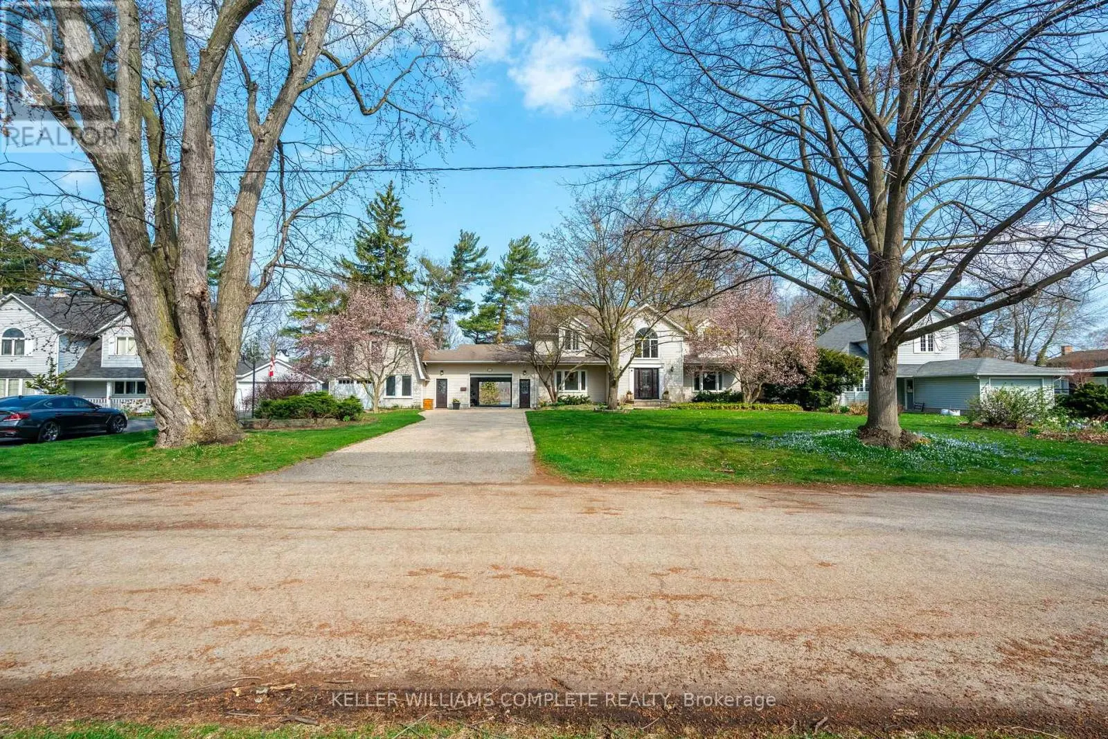 50 HENLEY DRIVE