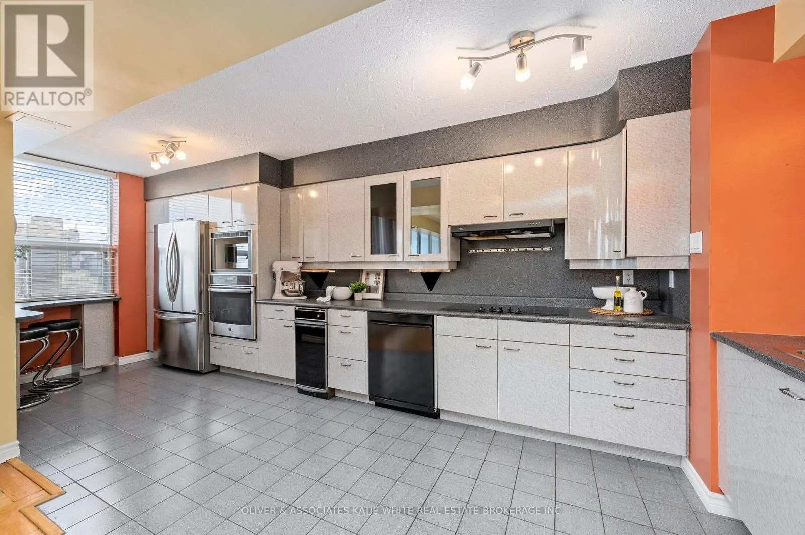 1507 - 380 KING STREET, #1507