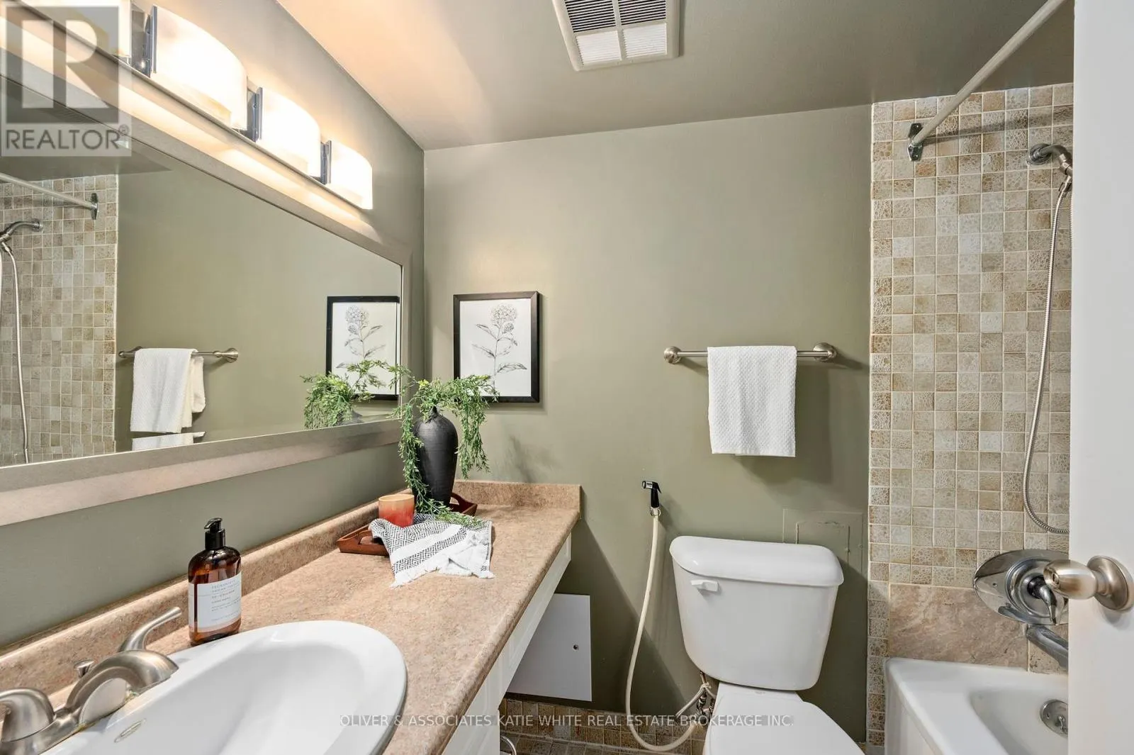 1507 - 380 KING STREET, #1507
