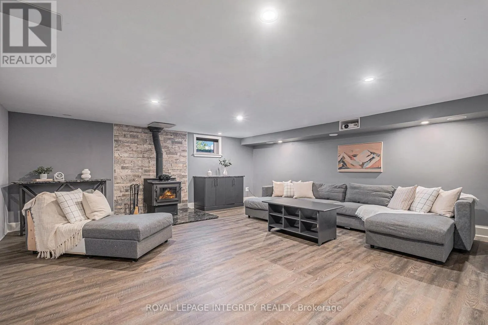 6548 CARP ROAD