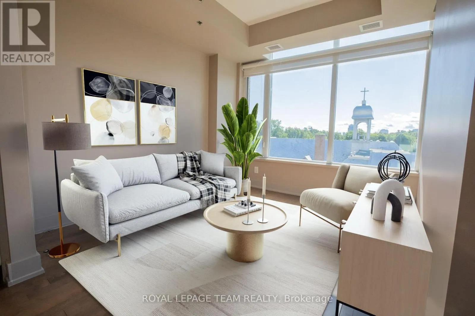 502 - 108 RICHMOND ROAD
