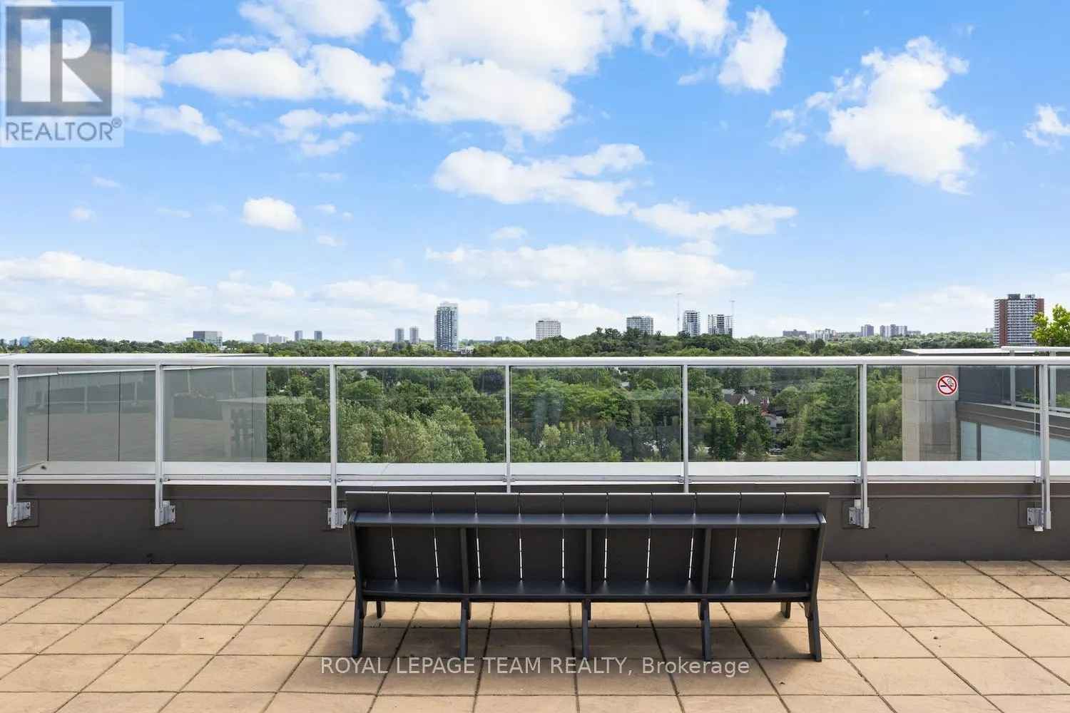 502 - 108 RICHMOND ROAD