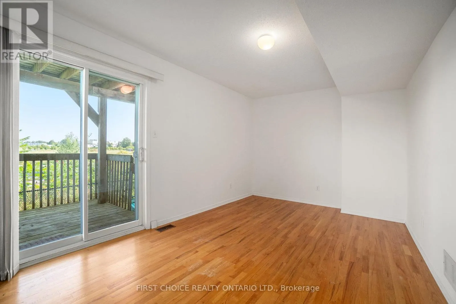 15 DRAYTON PRIVATE