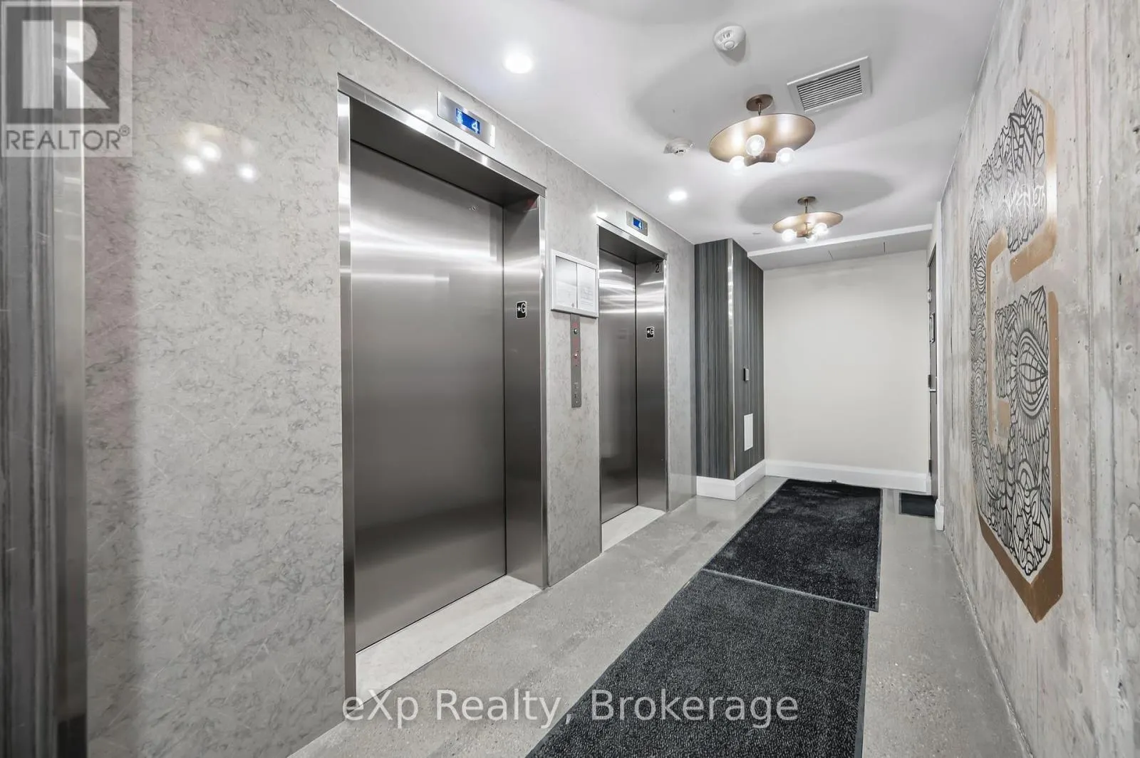 804 - 63 ARTHUR STREET S, #804