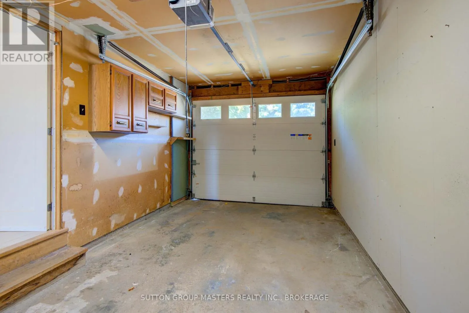 846 SANDRINGHAM PLACE