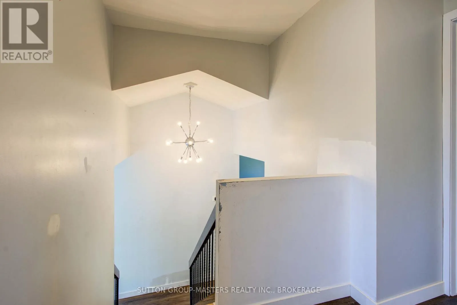 846 SANDRINGHAM PLACE