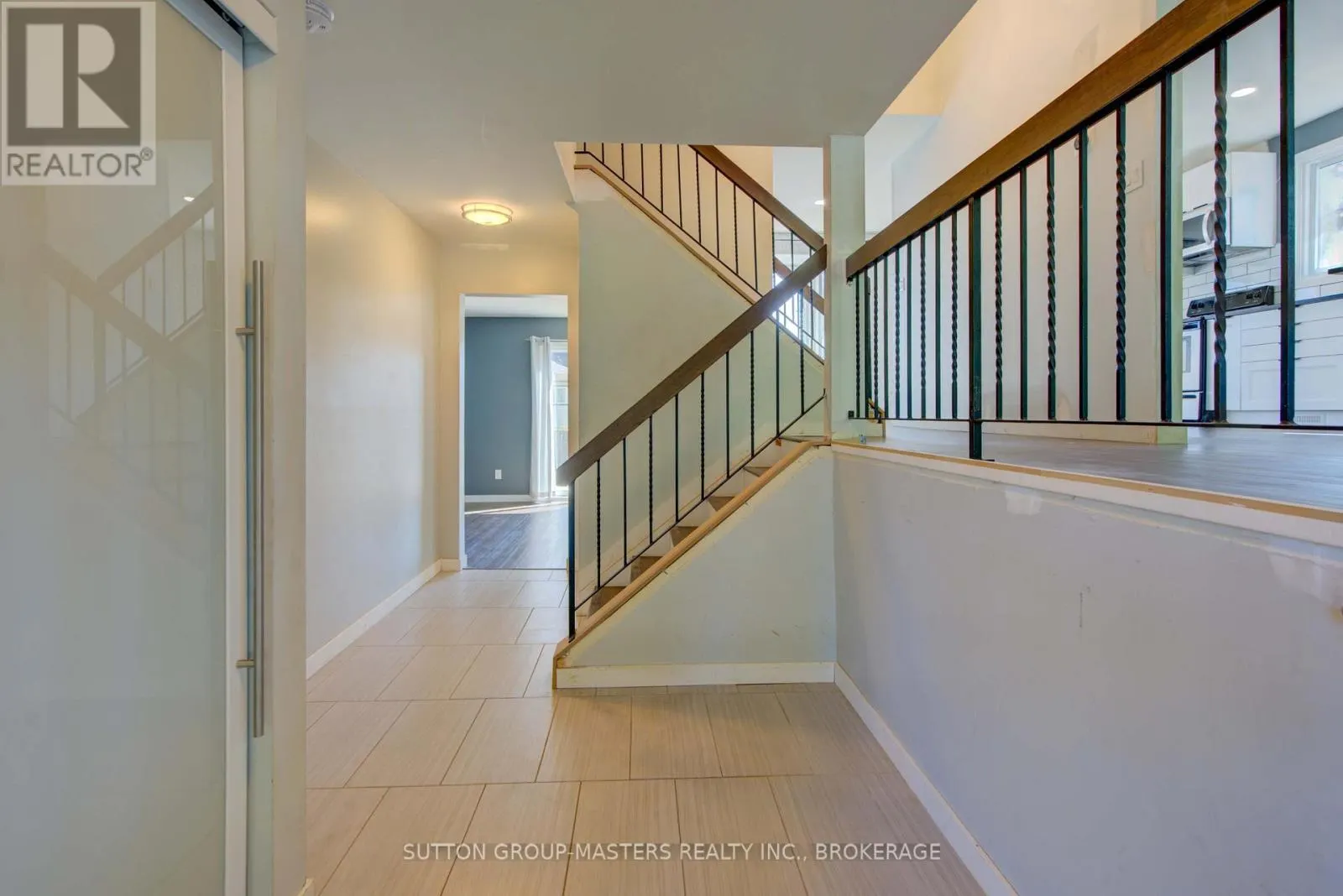 846 SANDRINGHAM PLACE