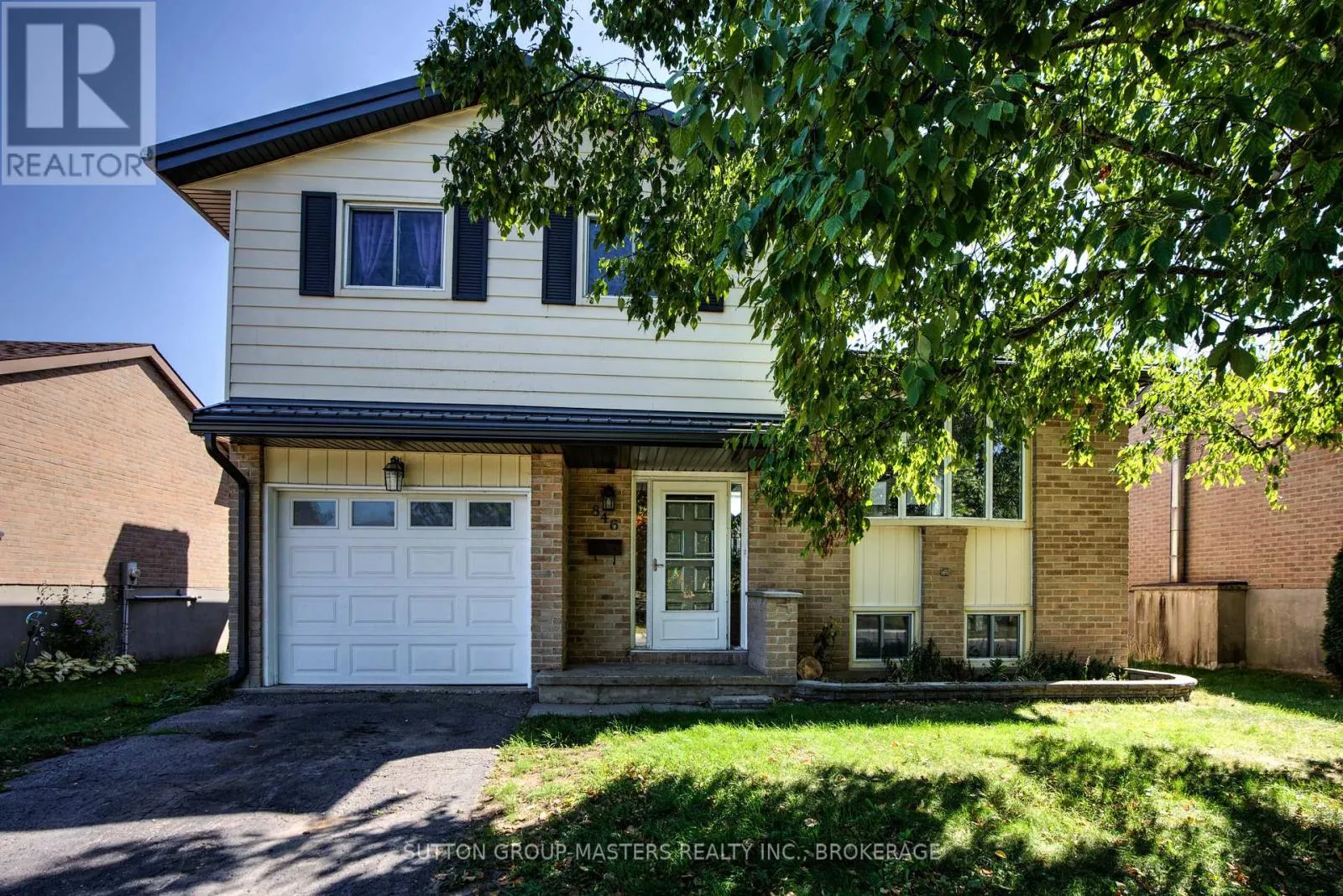 846 SANDRINGHAM PLACE