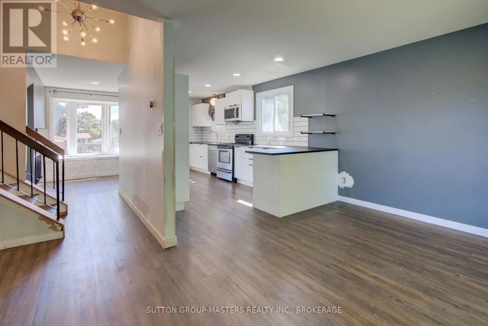 846 SANDRINGHAM PLACE