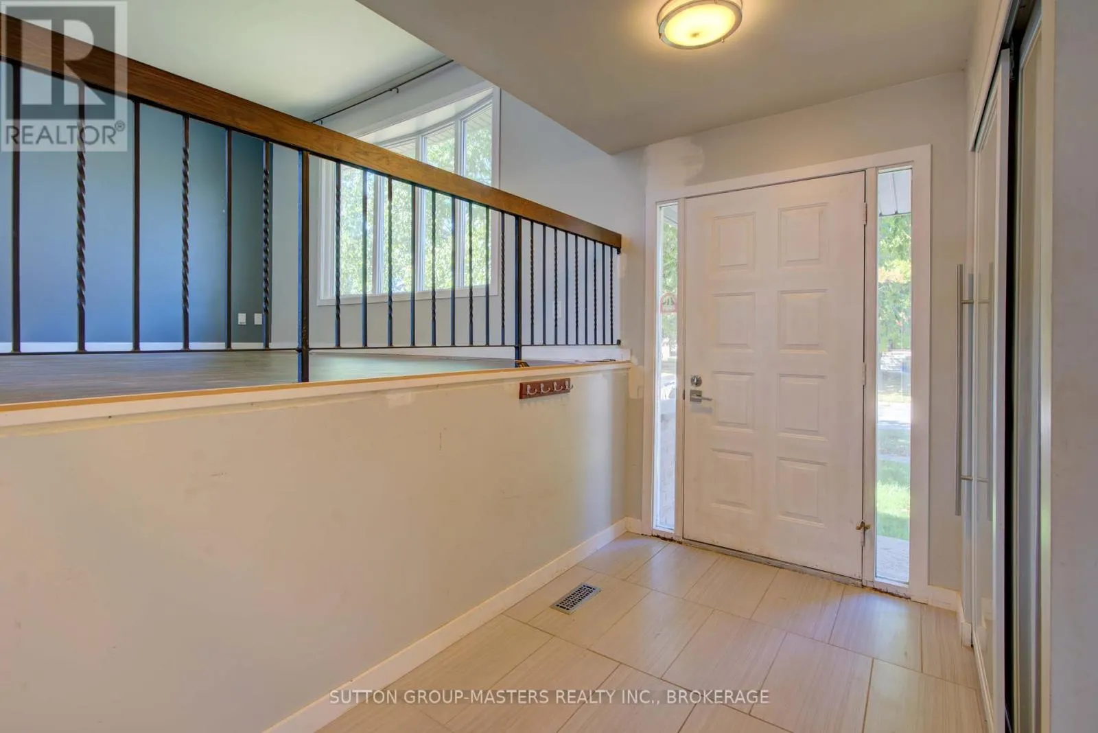 846 SANDRINGHAM PLACE