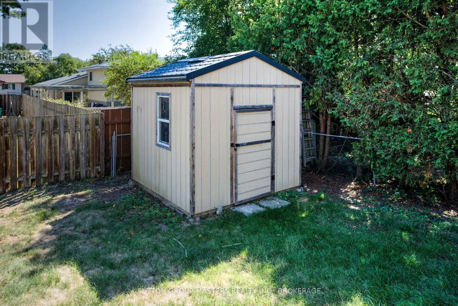 846 SANDRINGHAM PLACE