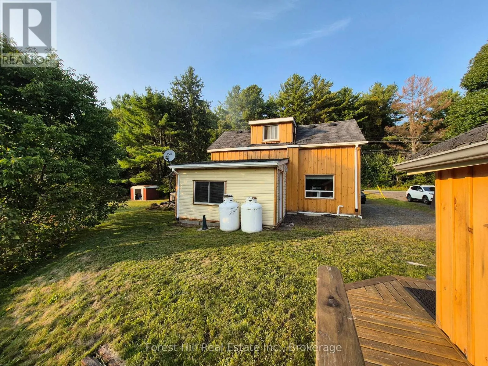 77 JAMES BAY JUNCTION ROAD S