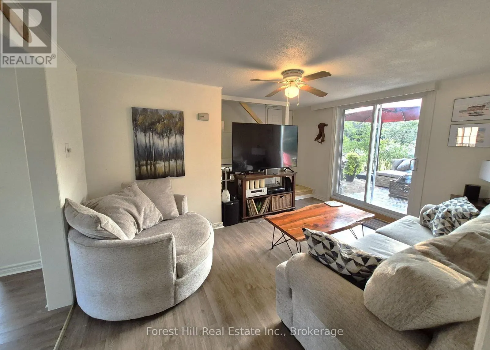 77 JAMES BAY JUNCTION ROAD S