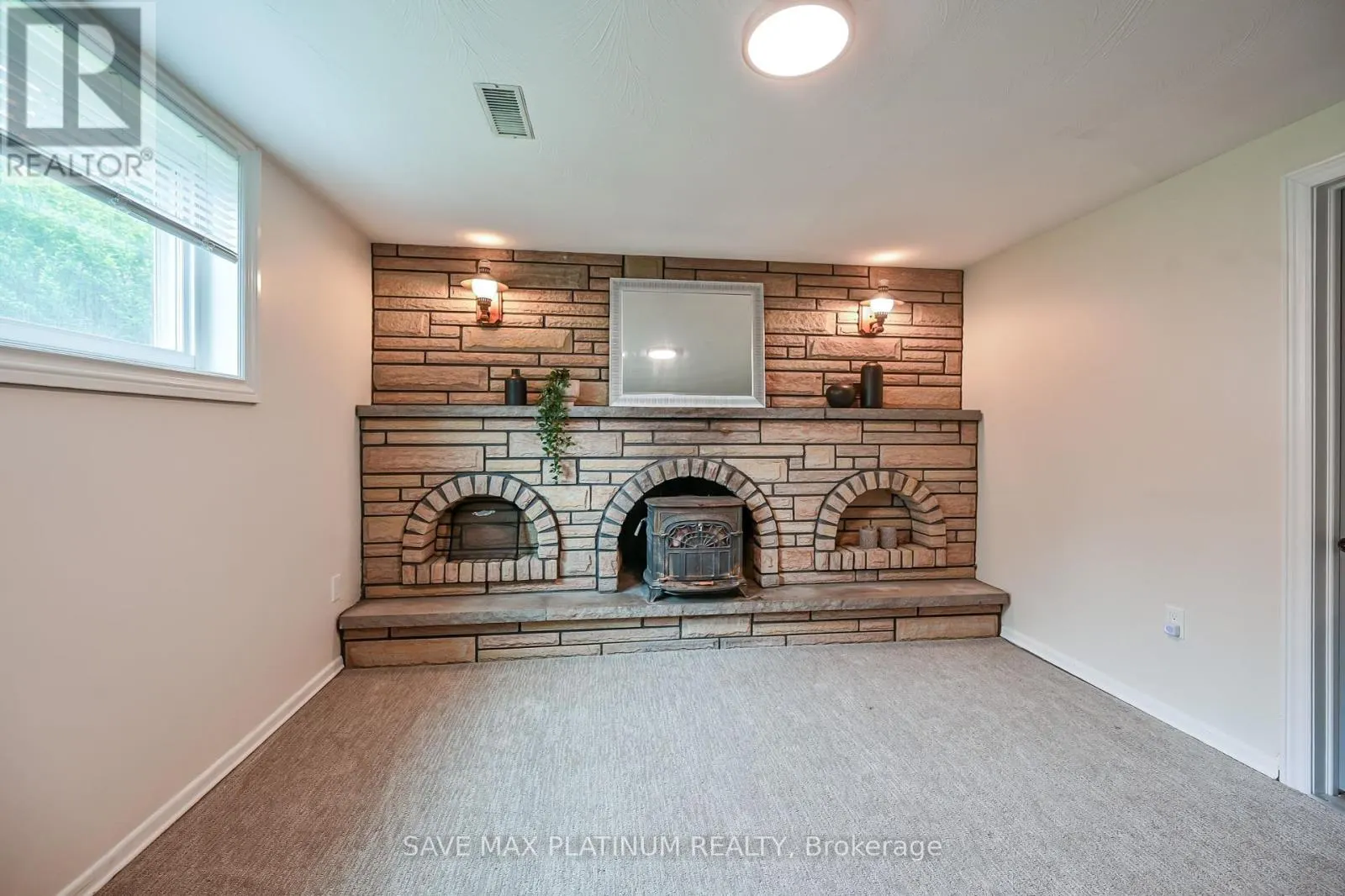 18 GARDENIA COURT