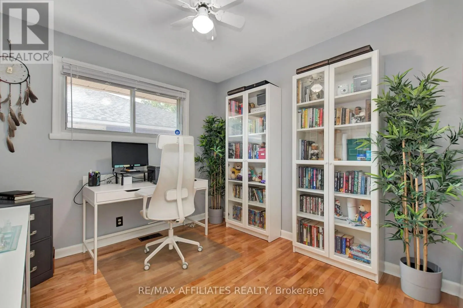 1318 HIGHGATE ROAD