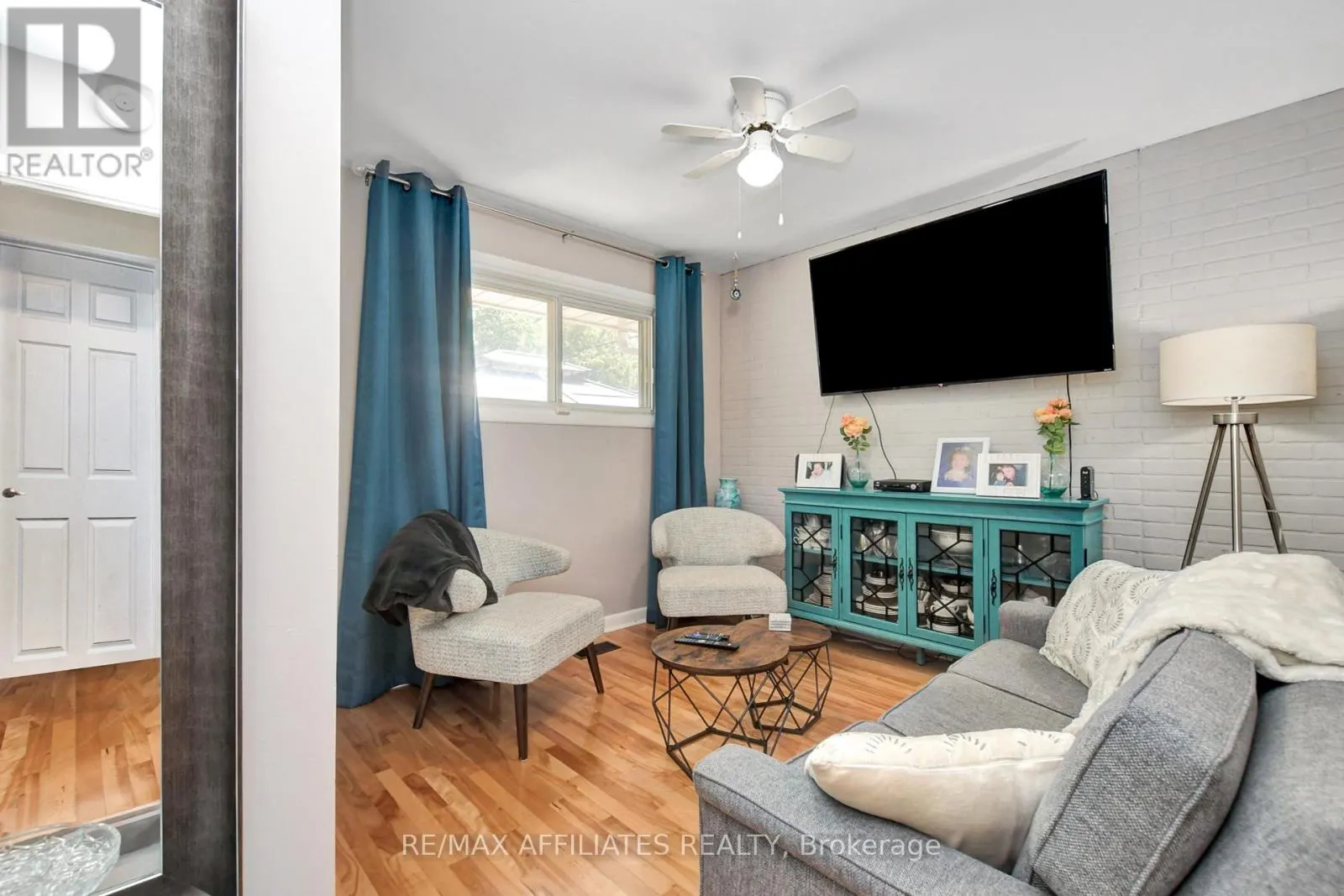 1318 HIGHGATE ROAD