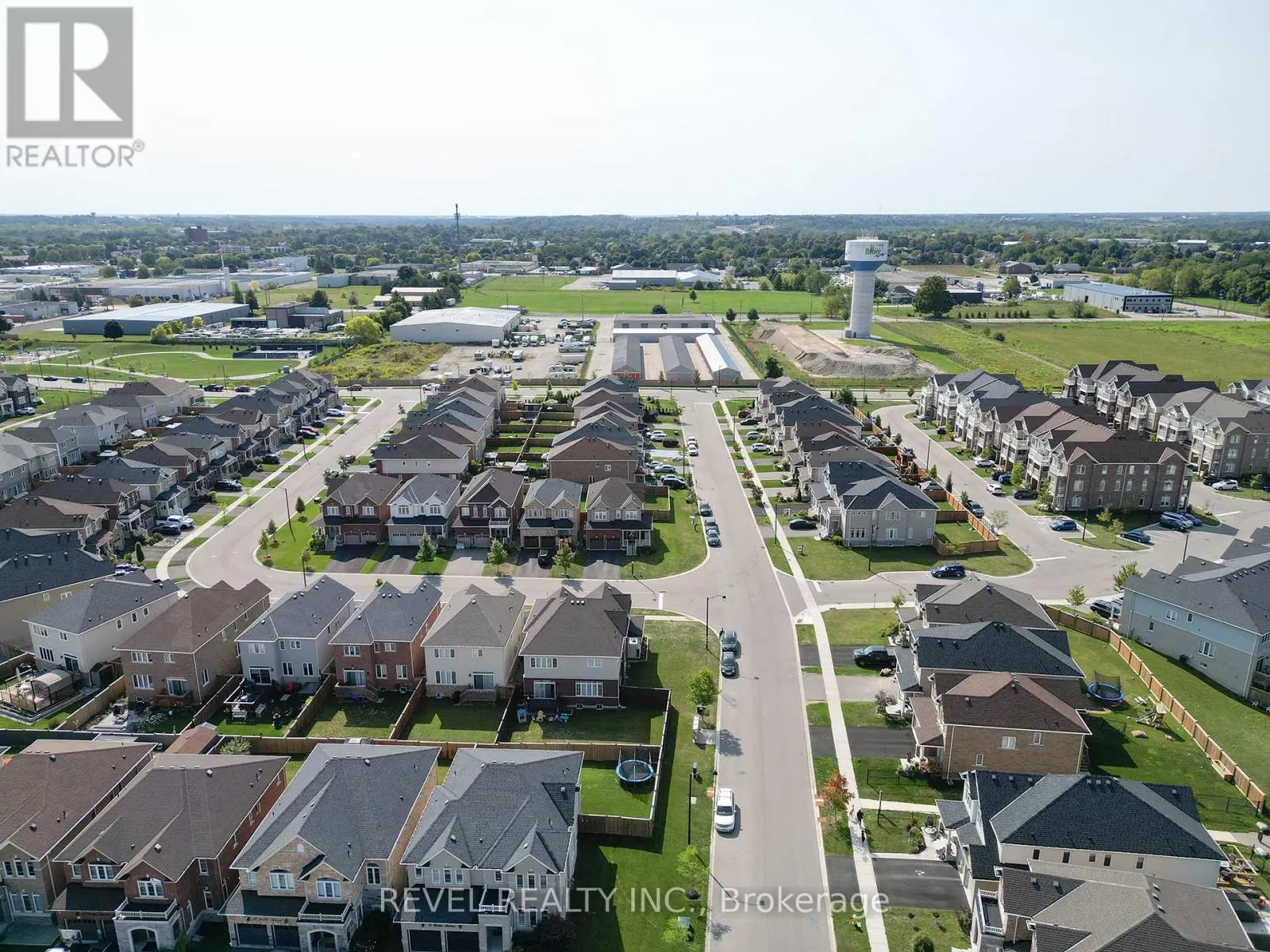 2 ATTLEBERY CRESCENT