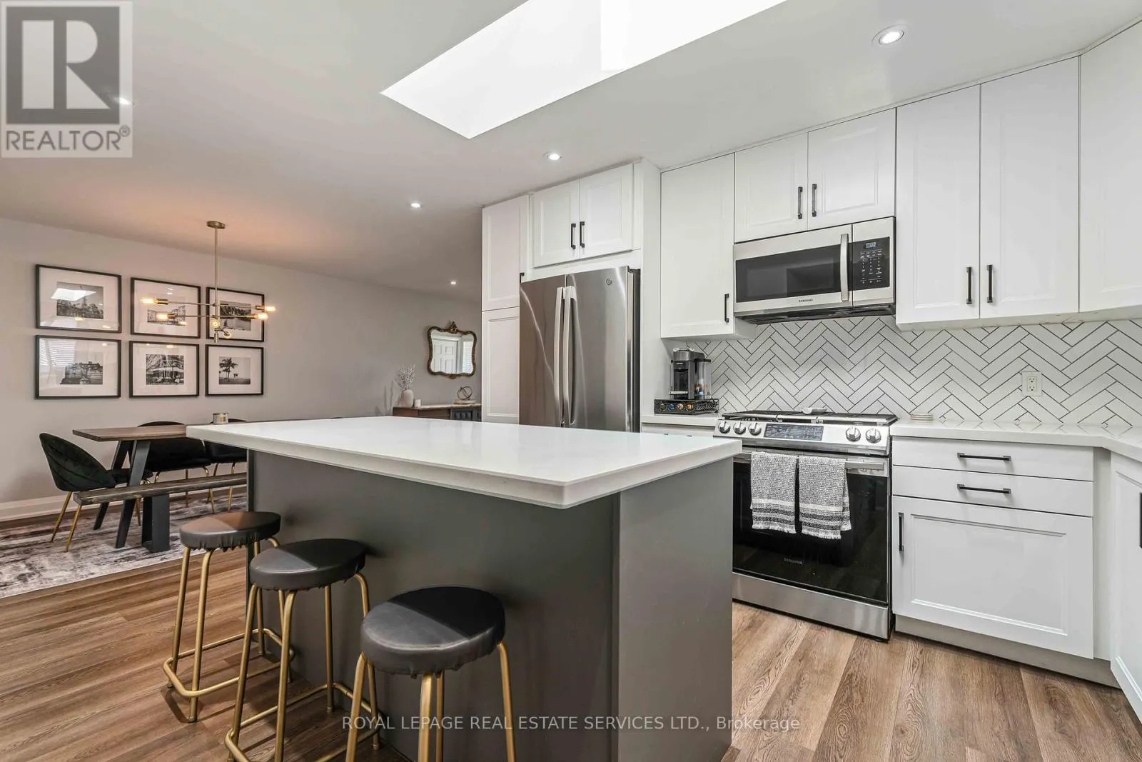 27 CARTIER DRIVE
