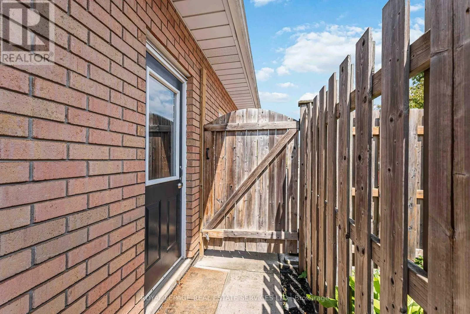 27 CARTIER DRIVE