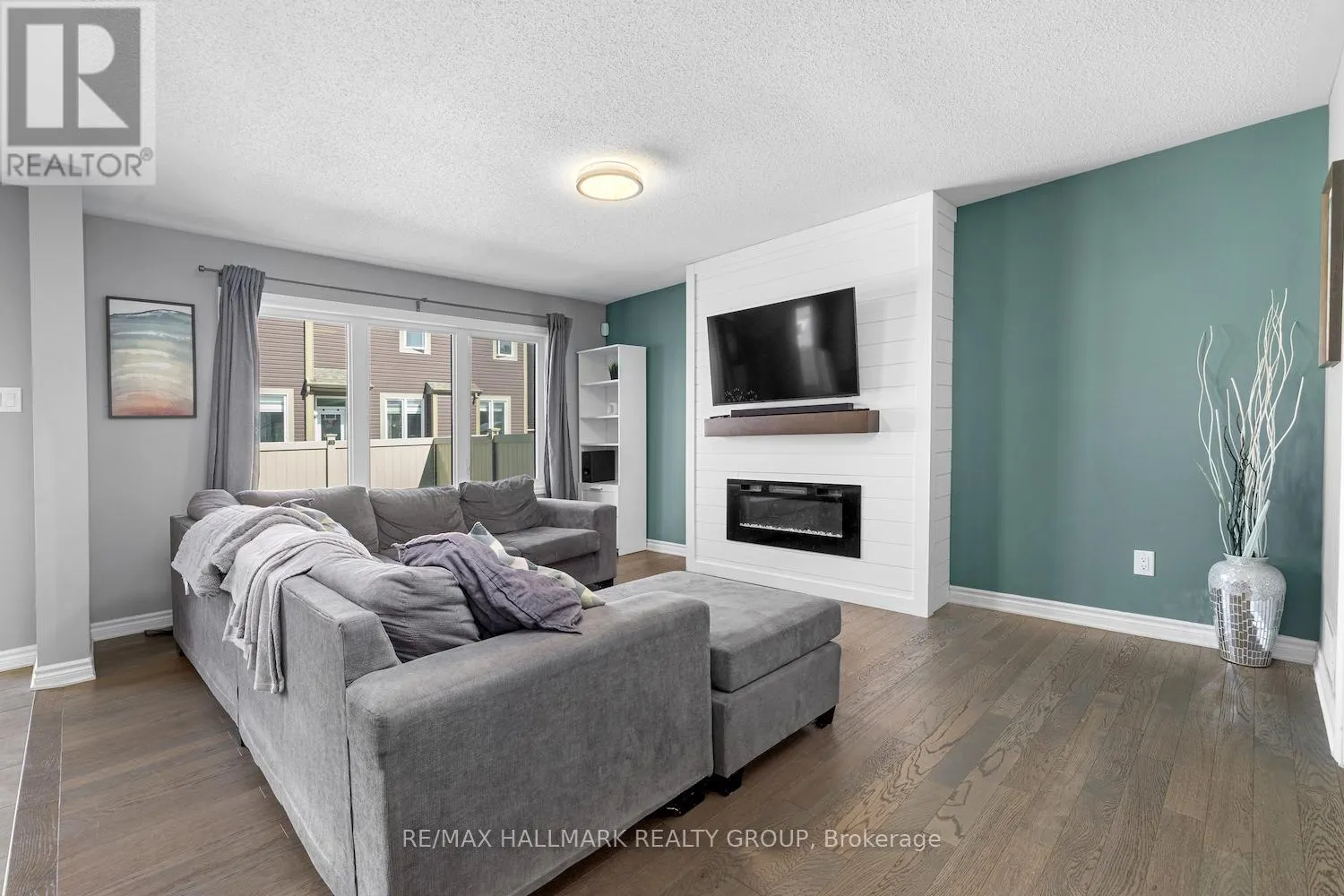 514 ARUM TERRACE