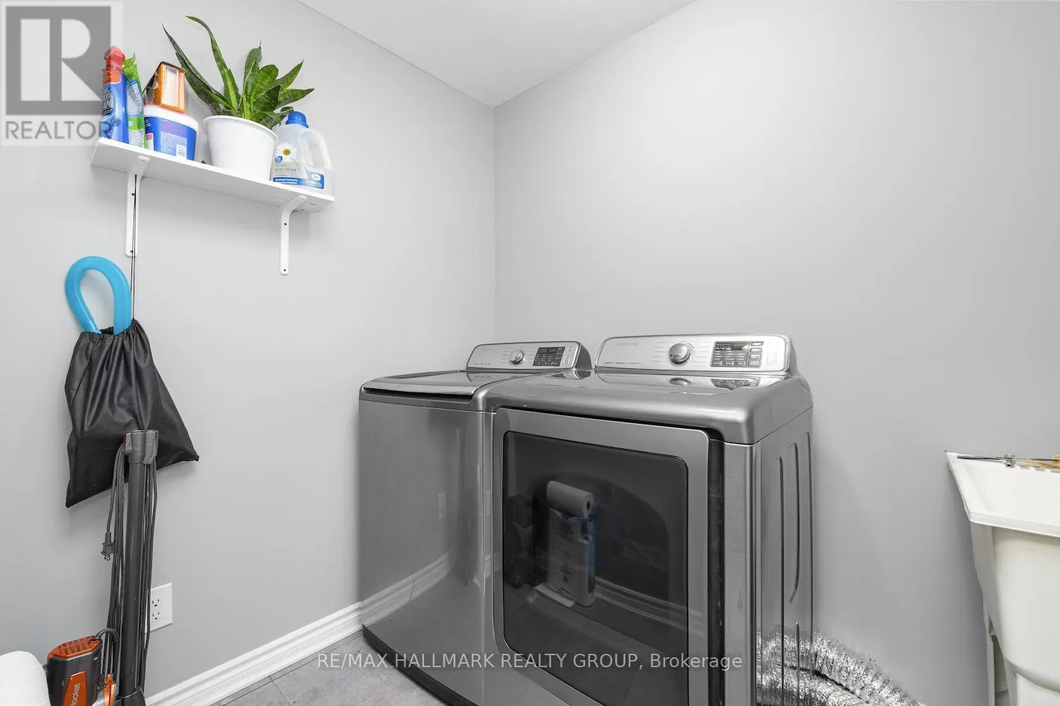 514 ARUM TERRACE