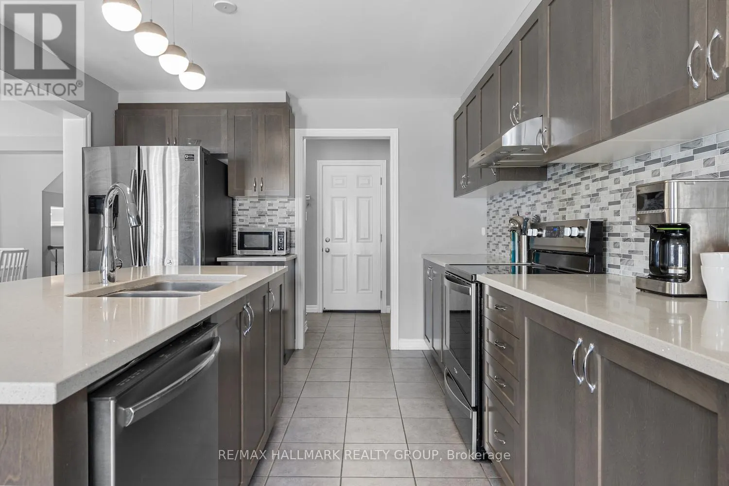 514 ARUM TERRACE