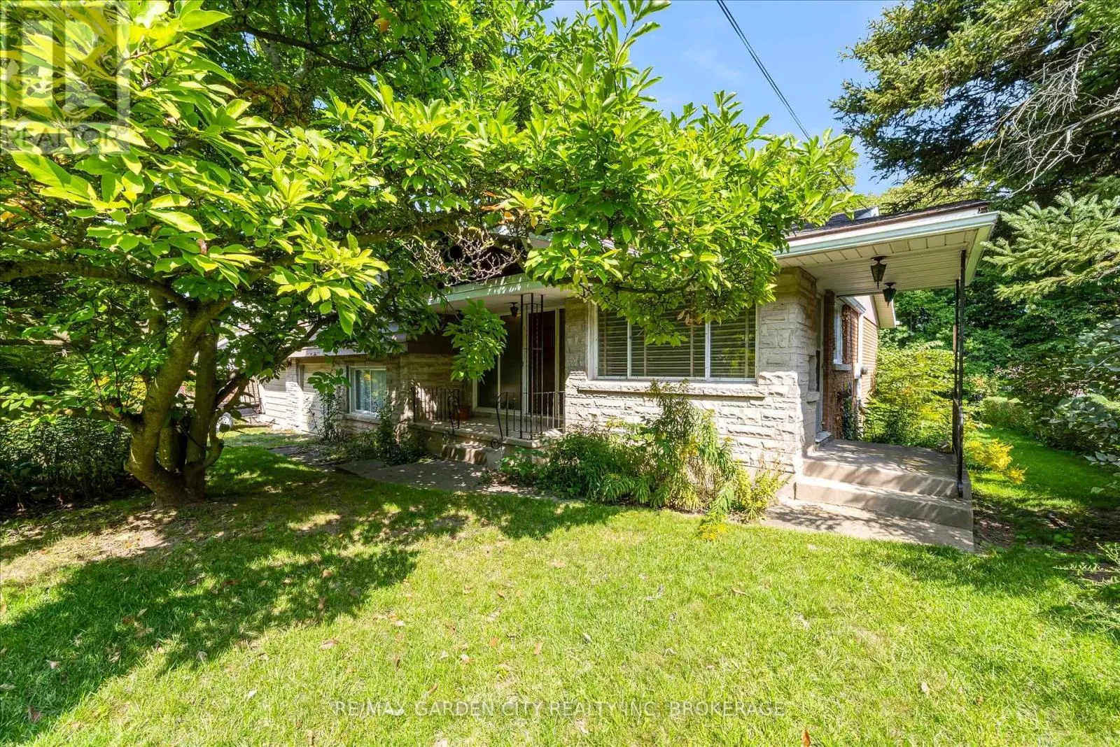 3 ALLANDALE DRIVE