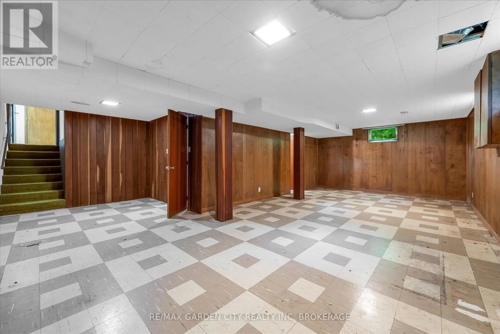3 ALLANDALE DRIVE