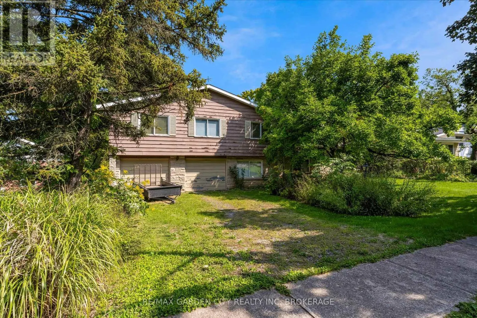 3 ALLANDALE DRIVE