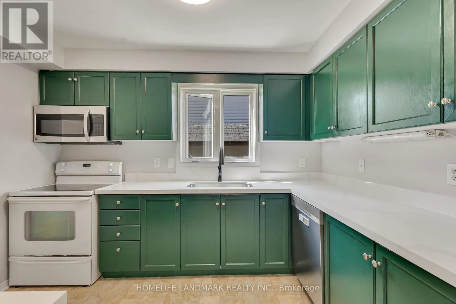 34 SOUTHCREEK TRAIL