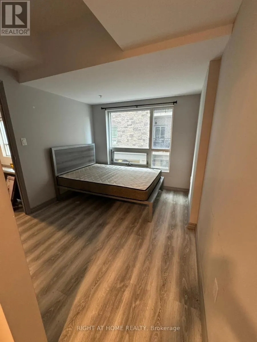 108 - 275 LARCH STREET