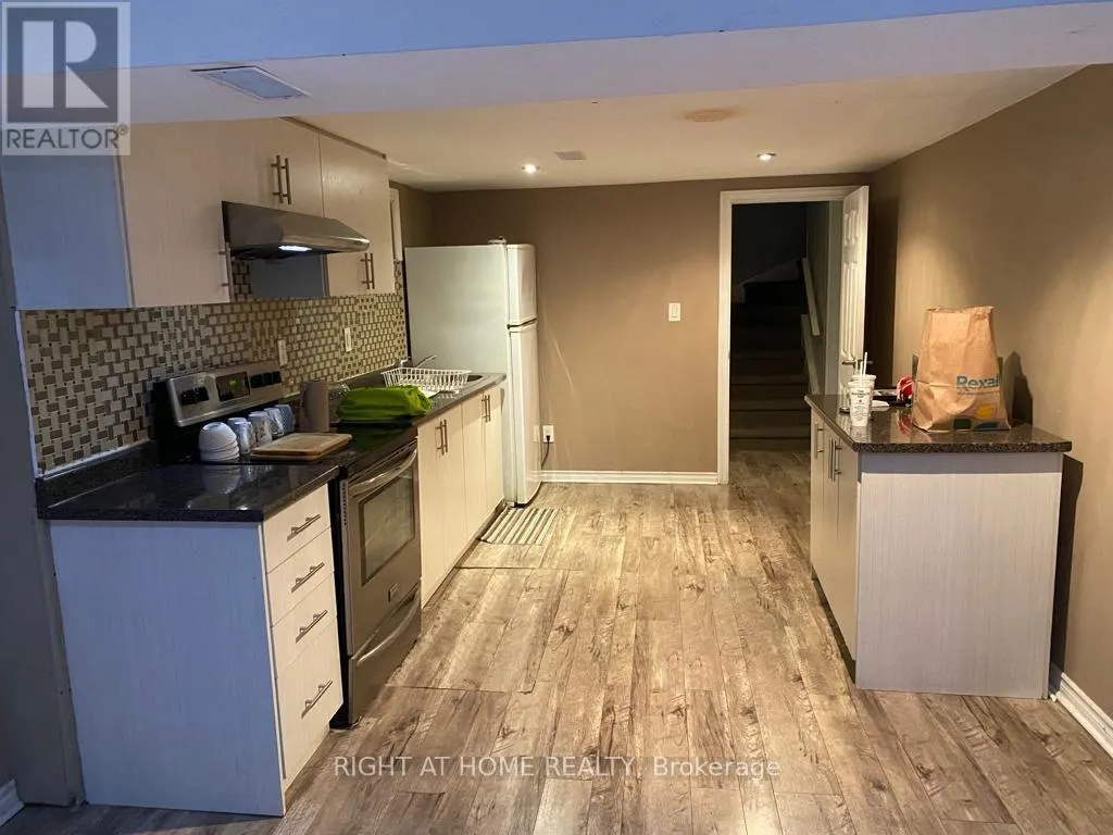 108 - 275 LARCH STREET