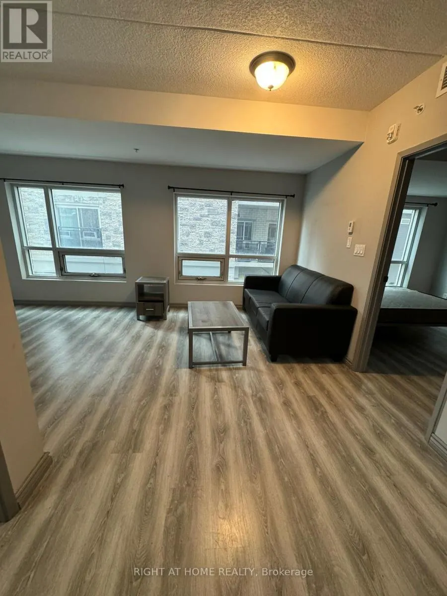 108 - 275 LARCH STREET