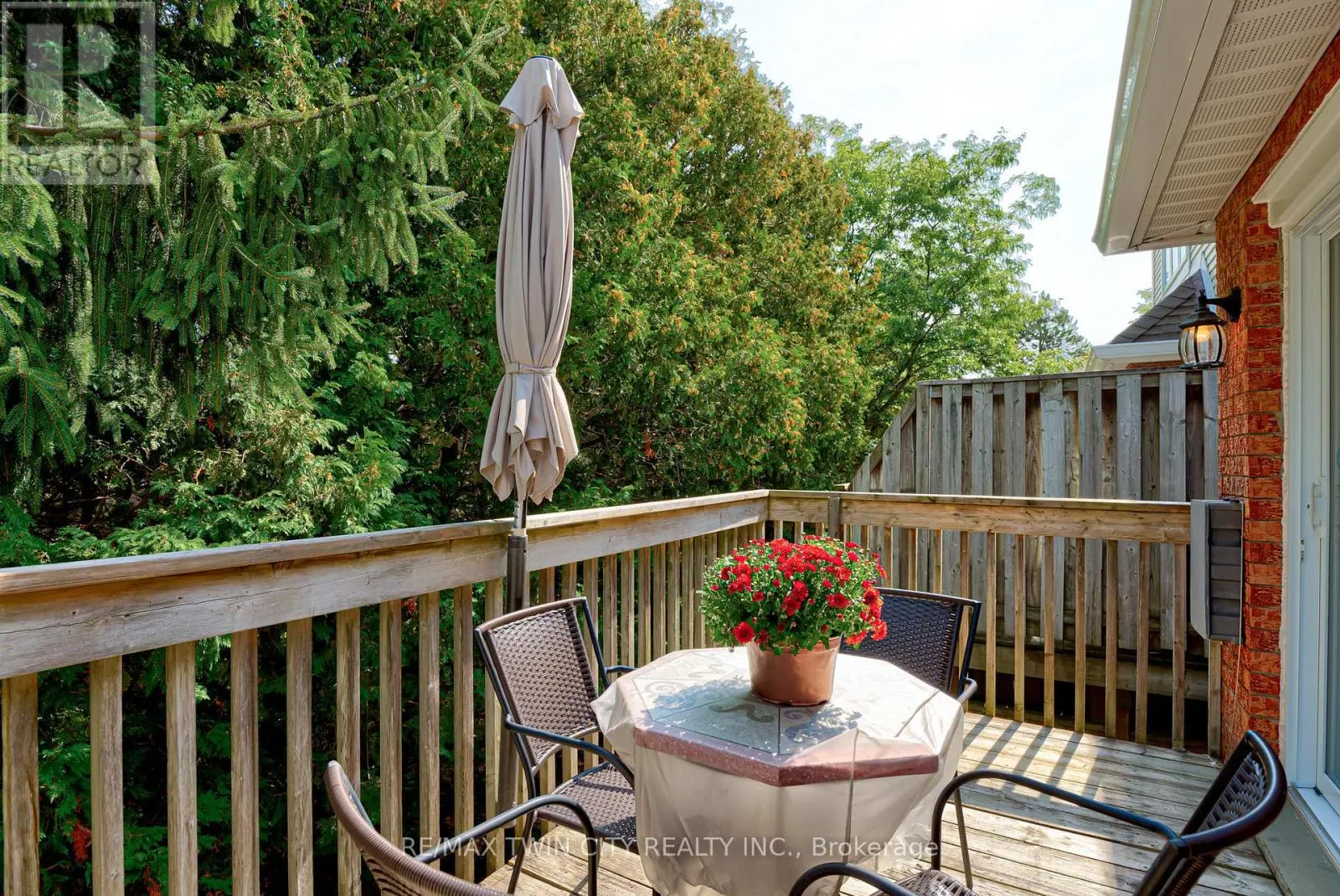 12 - 523 BEECHWOOD DRIVE