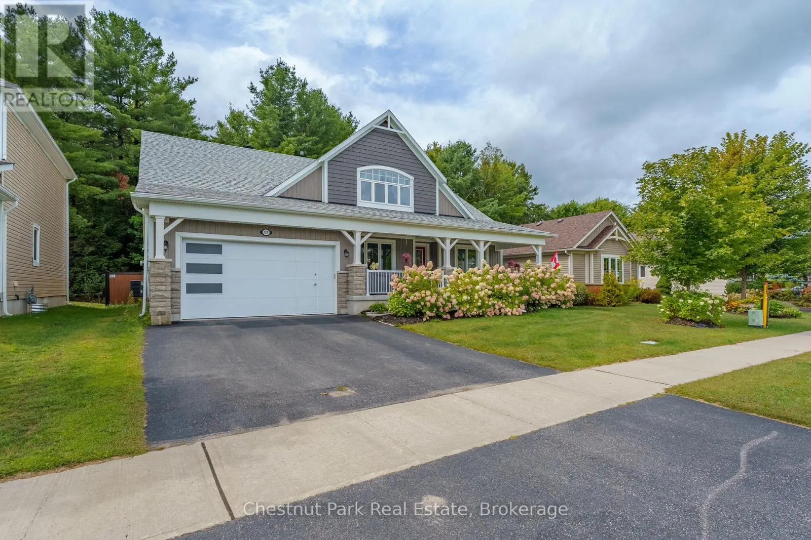 17 WINDSONG CRESCENT