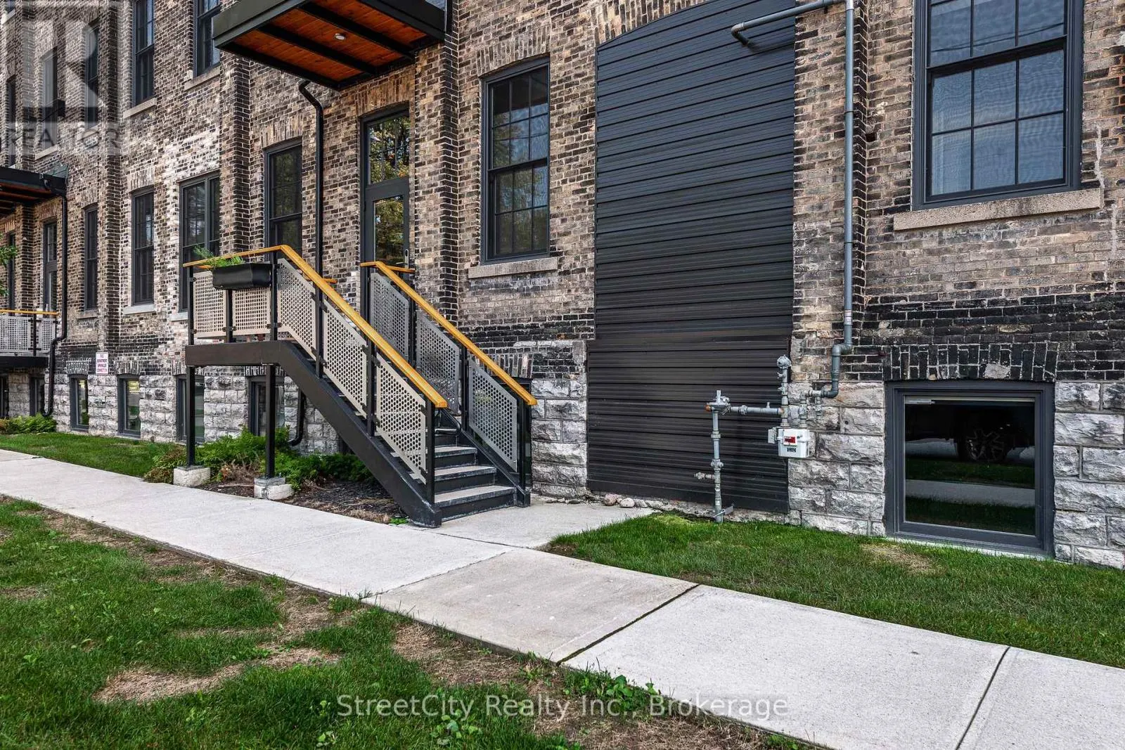 104 - 245 DOWNIE STREET, #104
