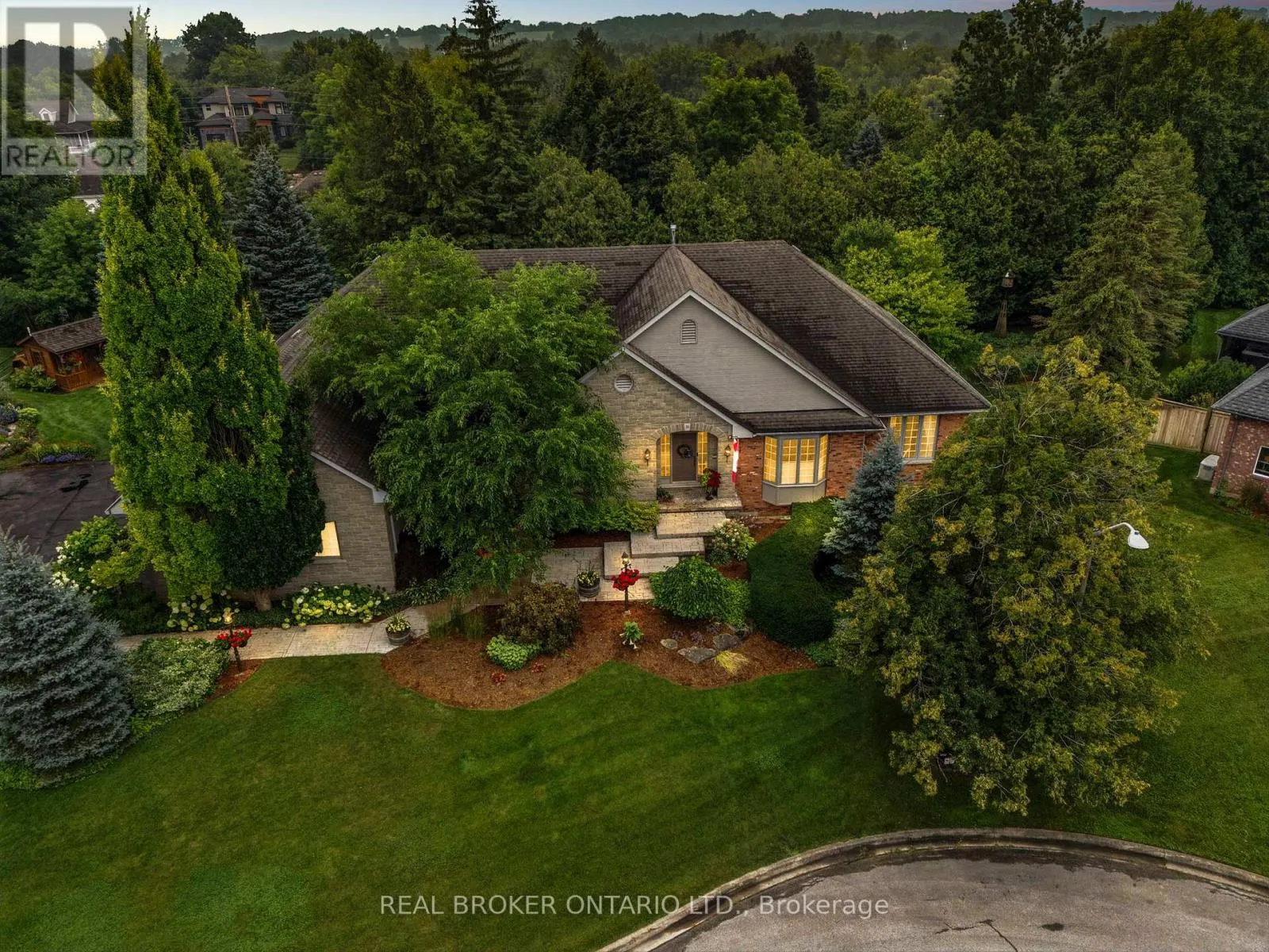 31 CULLUM DRIVE