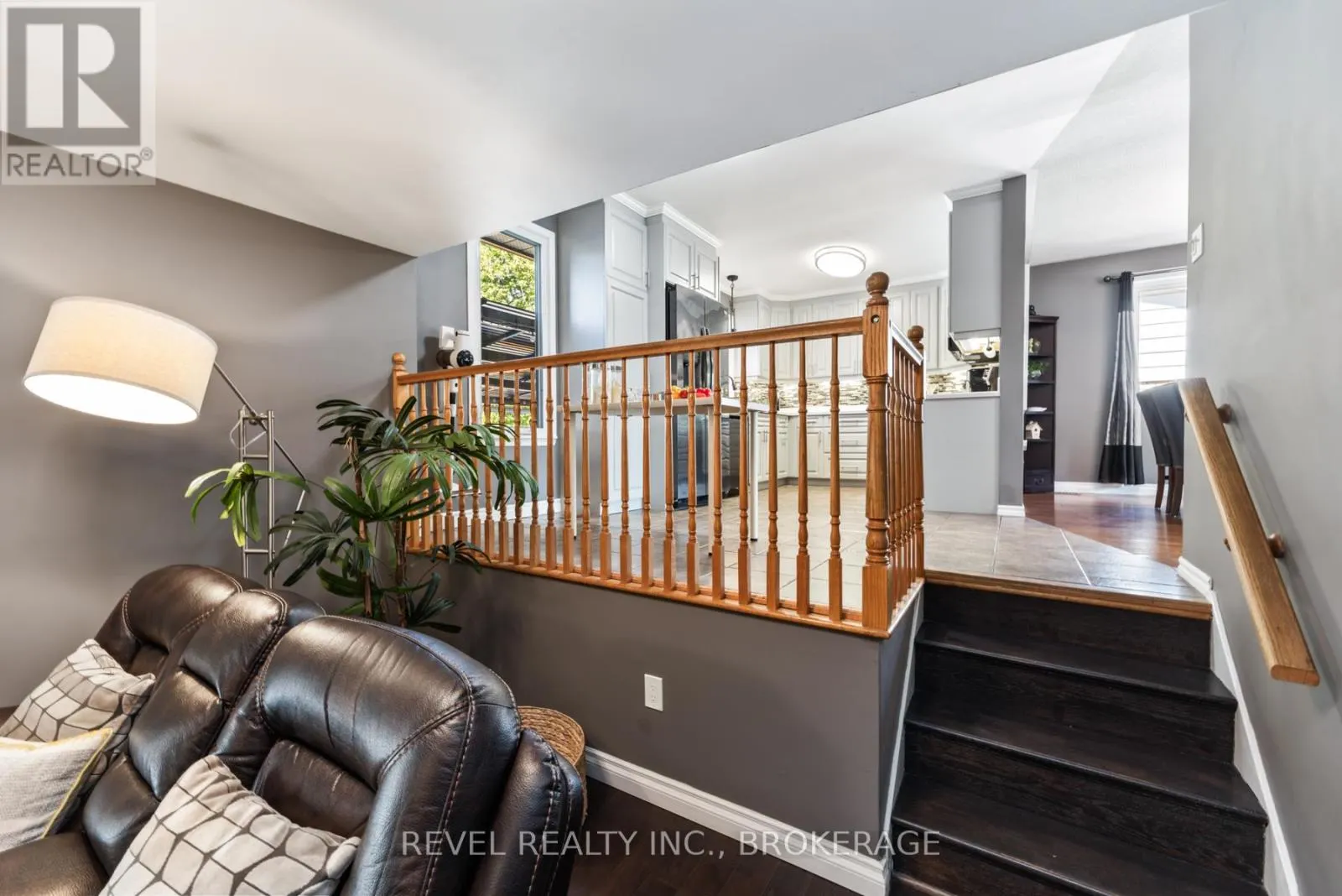367 CARRIE CRESCENT