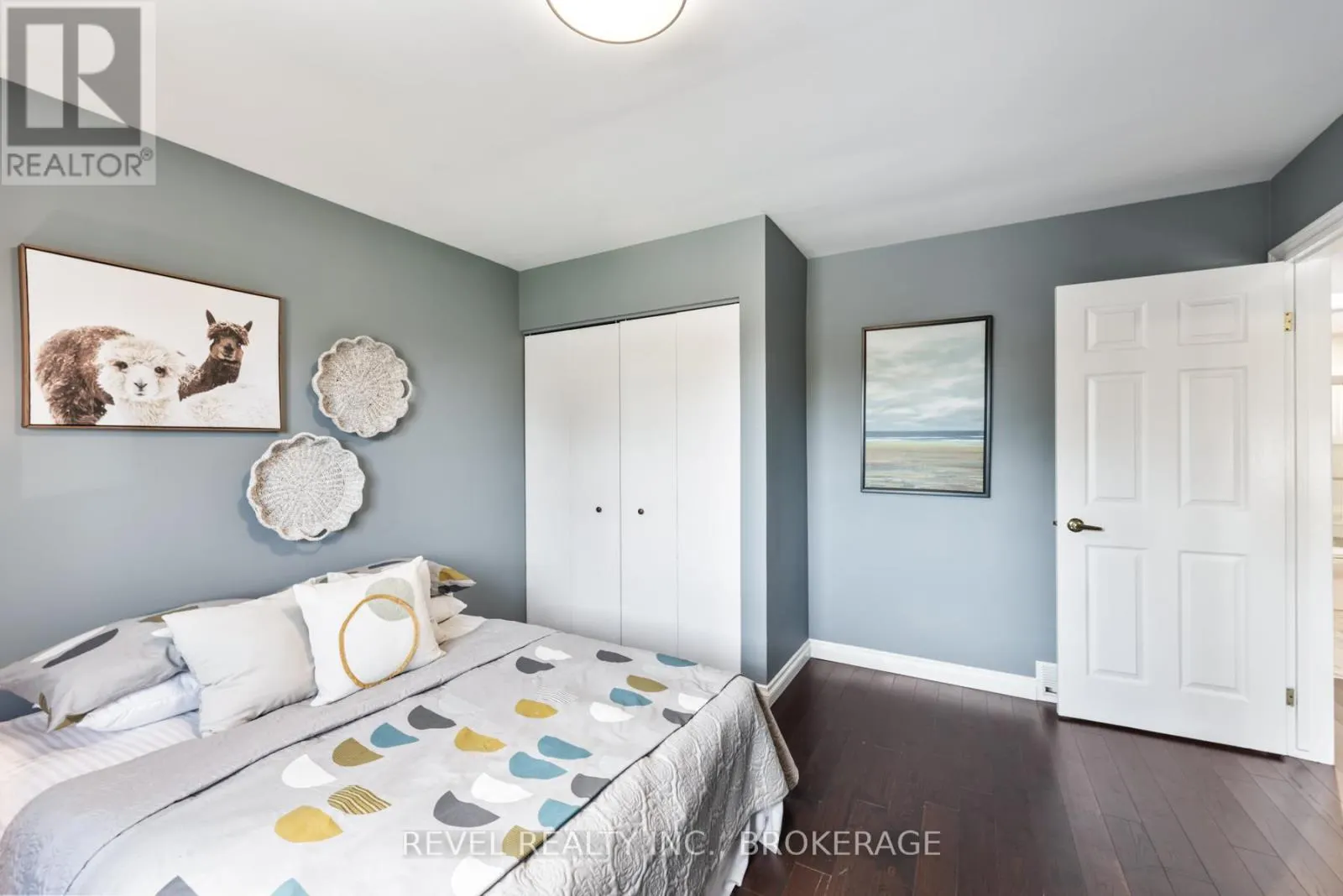 367 CARRIE CRESCENT