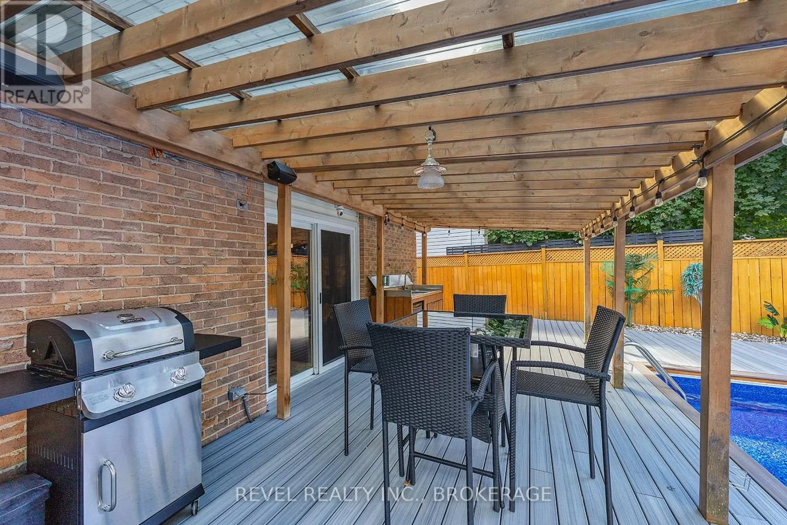 367 CARRIE CRESCENT