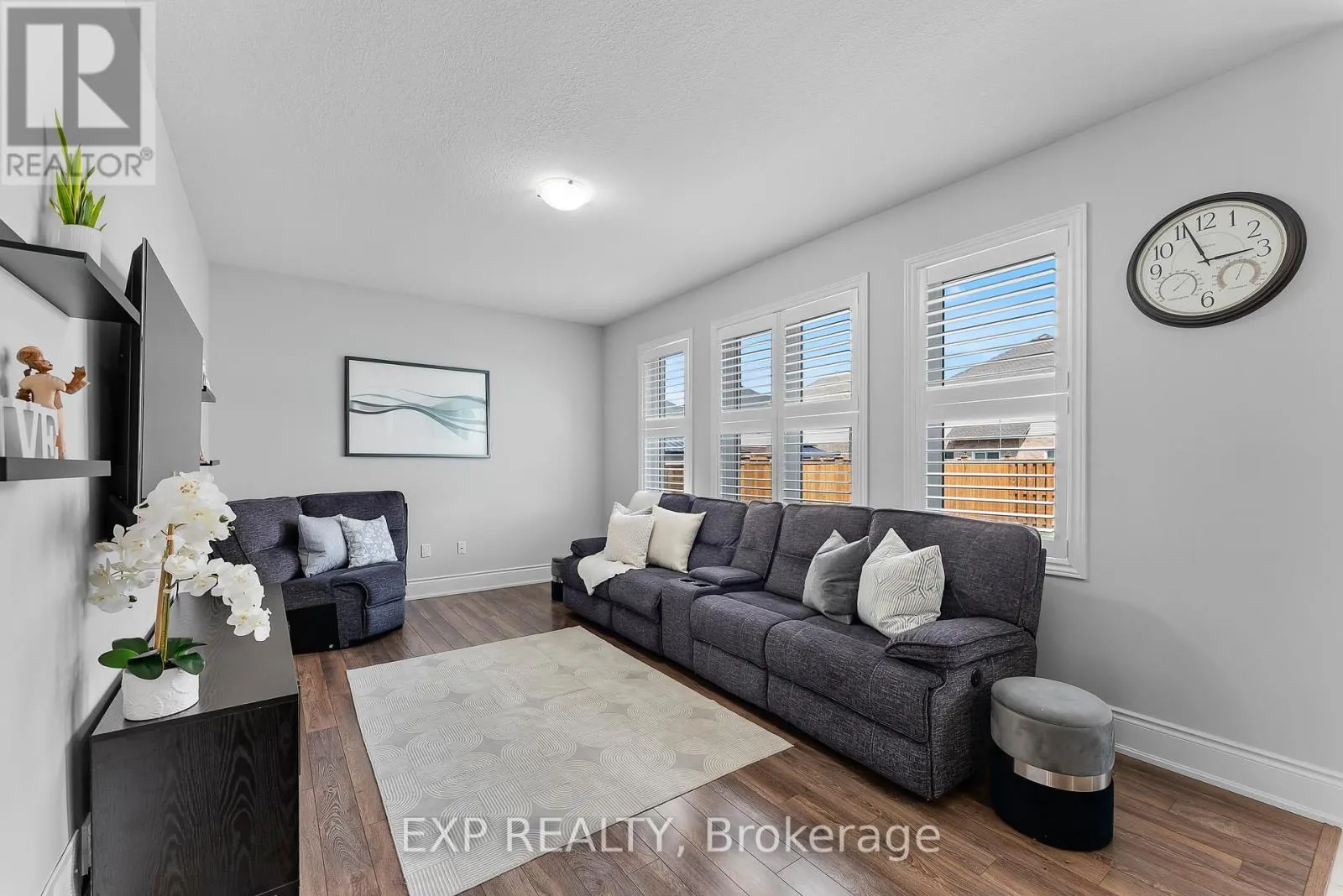 85 SUNSET WAY