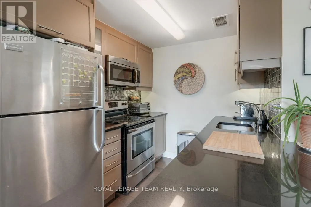 324 - 300C LETT STREET