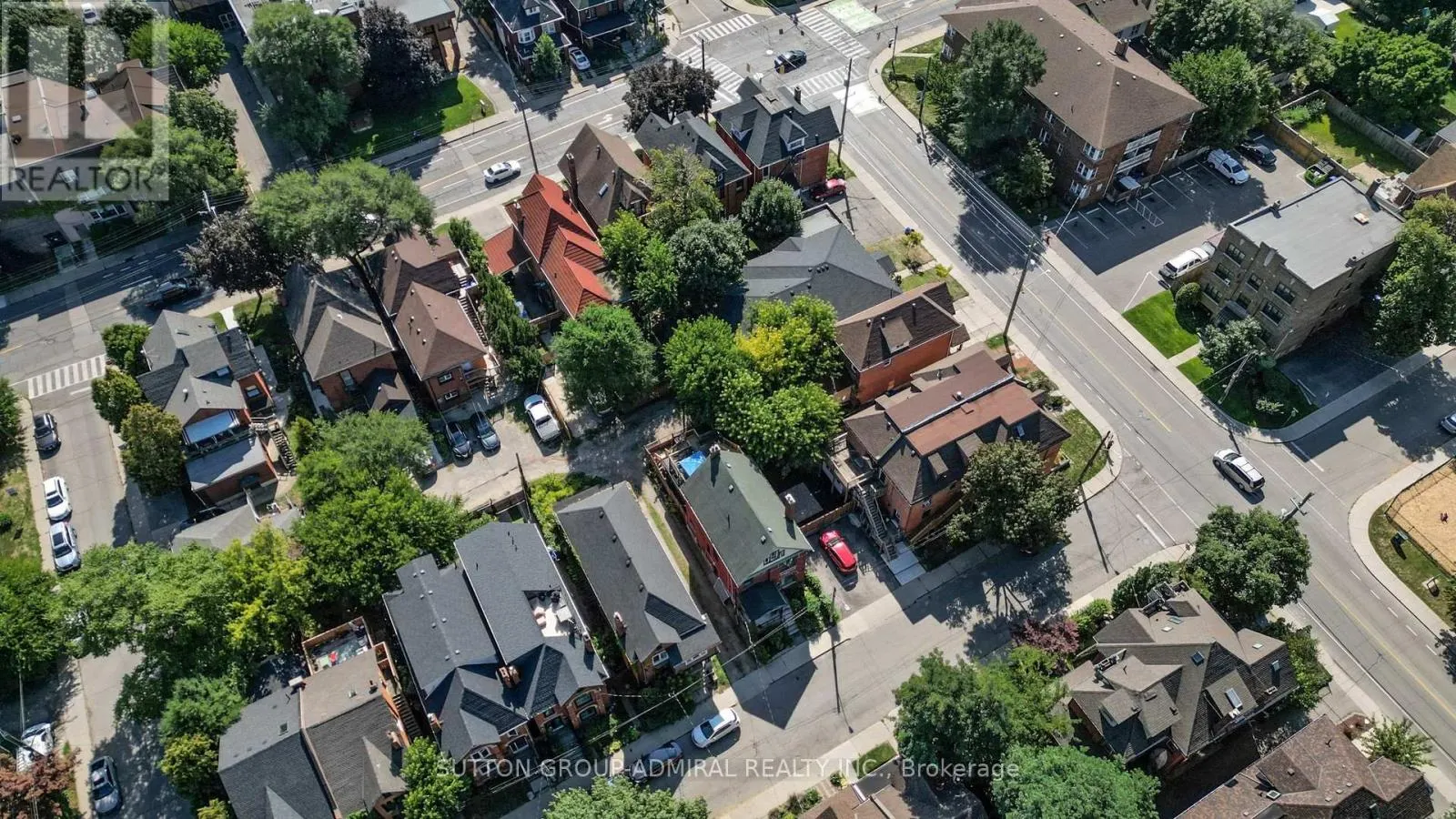 164 WENTWORTH STREET S