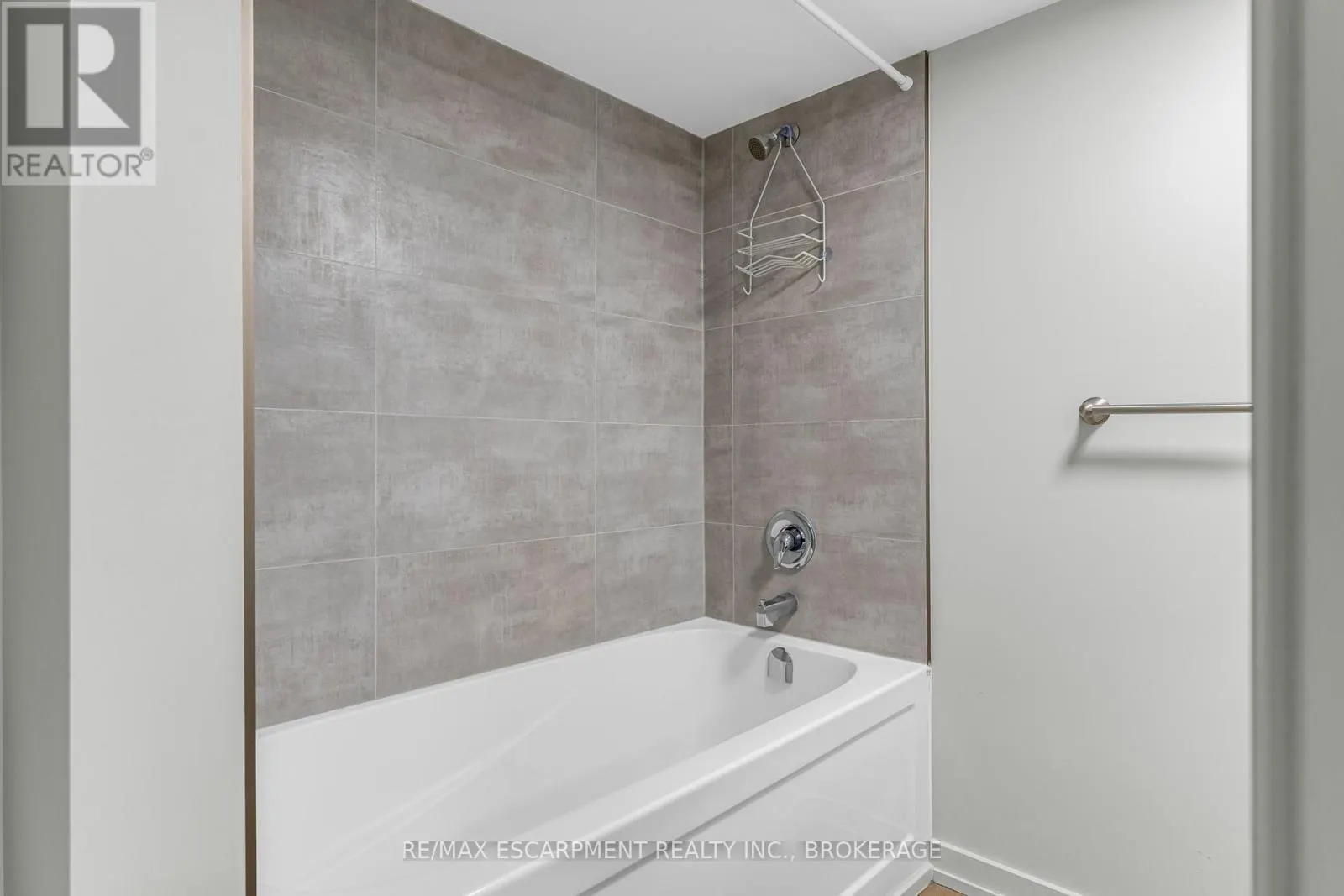 LOWER - 366 CARLTON STREET, #Lower