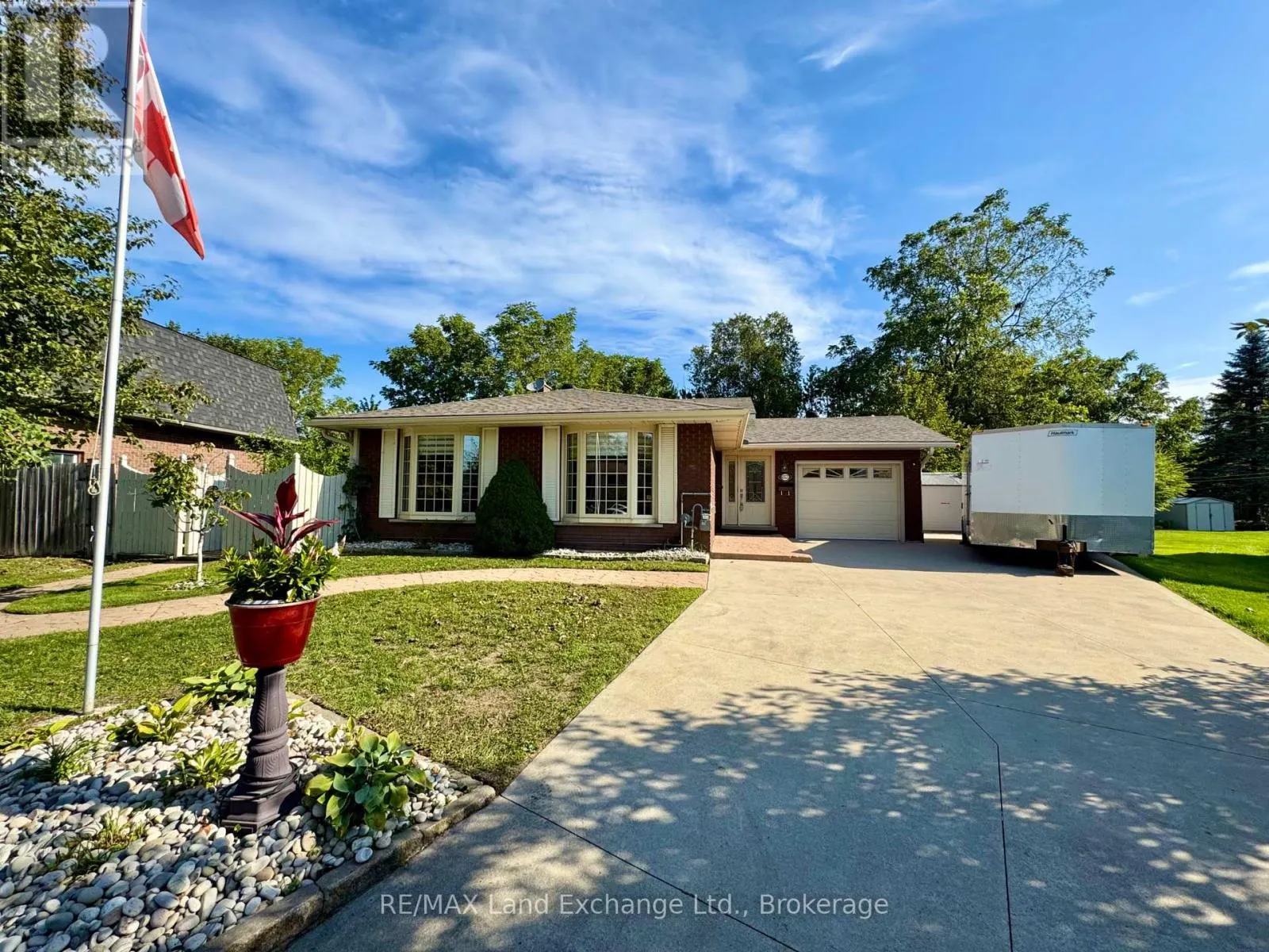 653 ASHWELL CRESCENT
